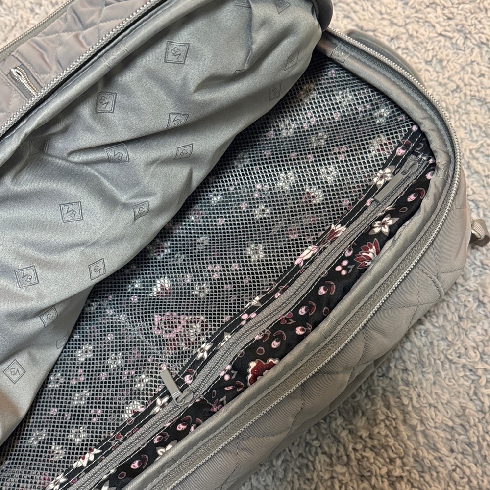 Vera Bradley travel backpack - Picture 7 of 12